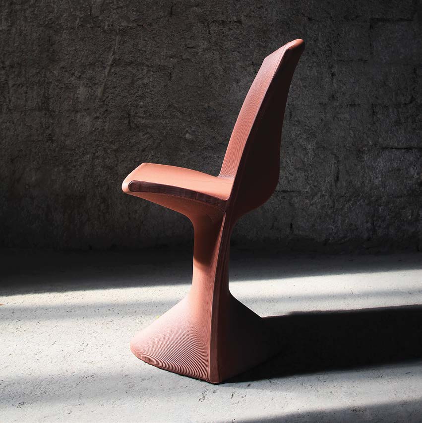 Mobilier design fabriqué à partir de plastique recyclé issu des océans. Une solution écoresponsable alliant esthétisme, durabilité et impact environnemental positif. Design furniture made from recycled ocean plastic. A sustainable solution combining aesthetics, durability, and positive environmental impact. Designmeubels gemaakt van gerecycleerd plastic uit de oceaan. Een milieuvriendelijke oplossing die stijl, duurzaamheid en ecologische impact verenigt.