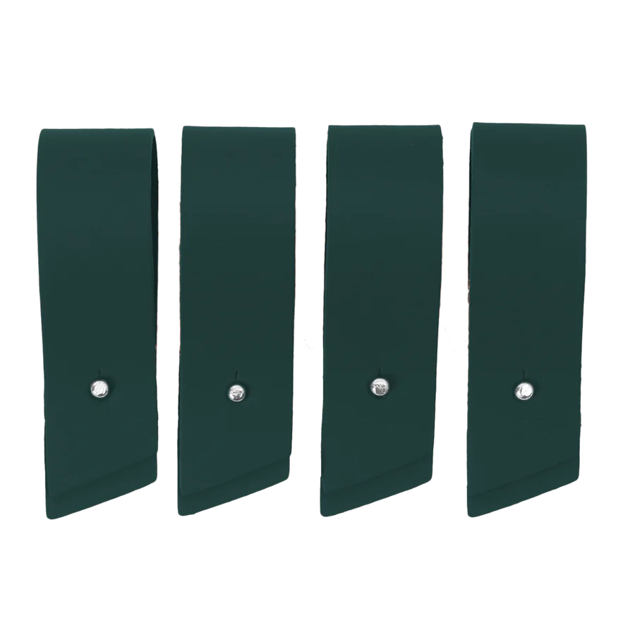 Porte-serviette design en cuir recyclé, accessoire élégant et écoresponsable pour la décoration de table. Idéal pour les restaurants, événements ou cadeaux d’entreprise durables. Disponible en plusieurs couleurs et compatible avec une démarche de design circulaire.