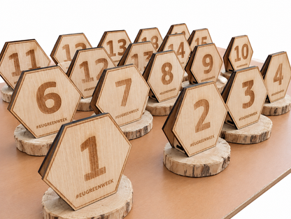 Numéros de table en bois upcyclé - sur mesure - EU Greenweek 26